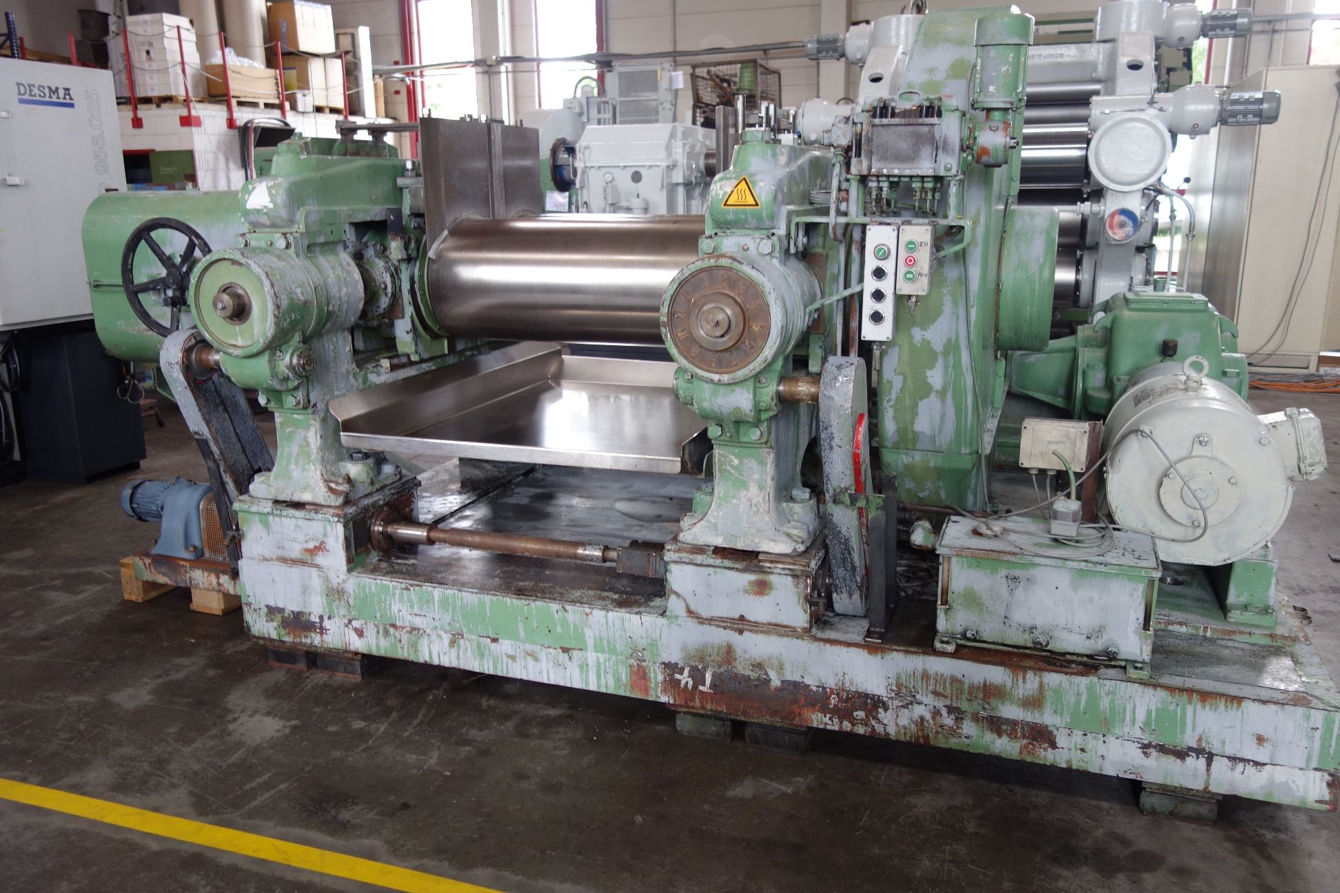 files/maschinenfotos/Walzwerk mixing mill mezcladora mezclador cilindros, melangeur cylindres Gummi rubber caoutchouc caucho Deguma 1-1164-1.JPG